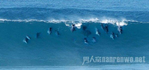 这女的给人什么感觉 丑不丑？游戏画面